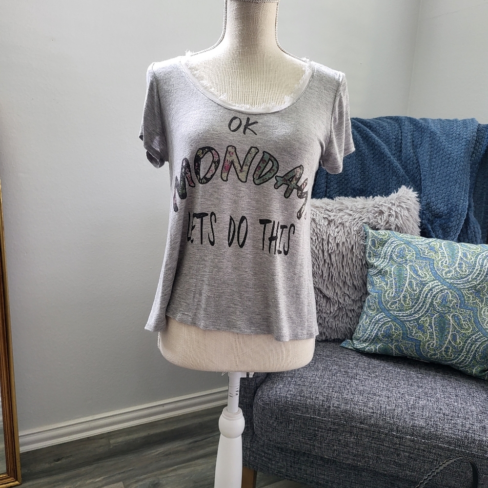 Threads Studio Tee - Picture 2 of 9